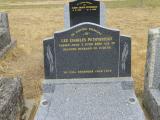image of grave number 749931
